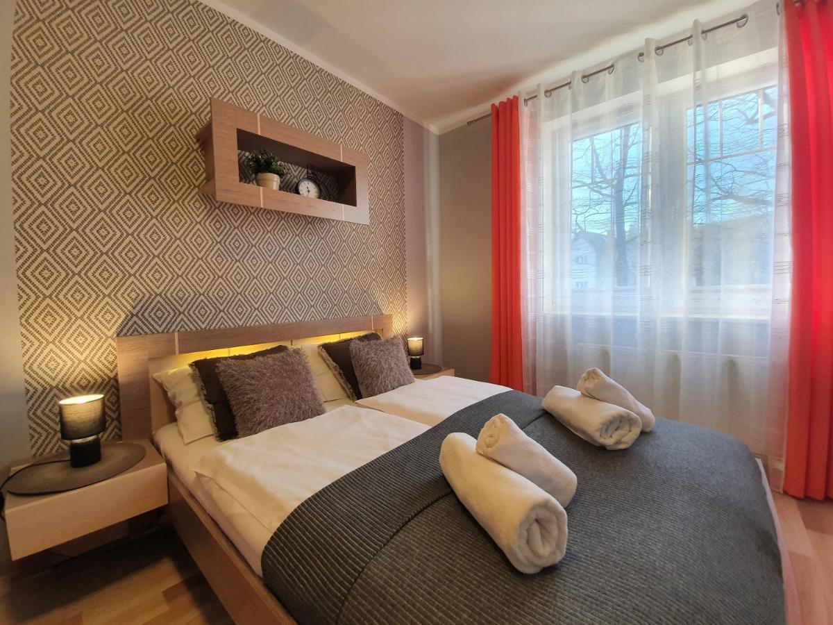Apartamenty Sun&Fun Rezydencja Pod Debami Nad Lomnica 1B I 2B- Blisko Centrum I Sklepow W Otoczeniu Zieleni 卡尔帕奇 外观 照片
